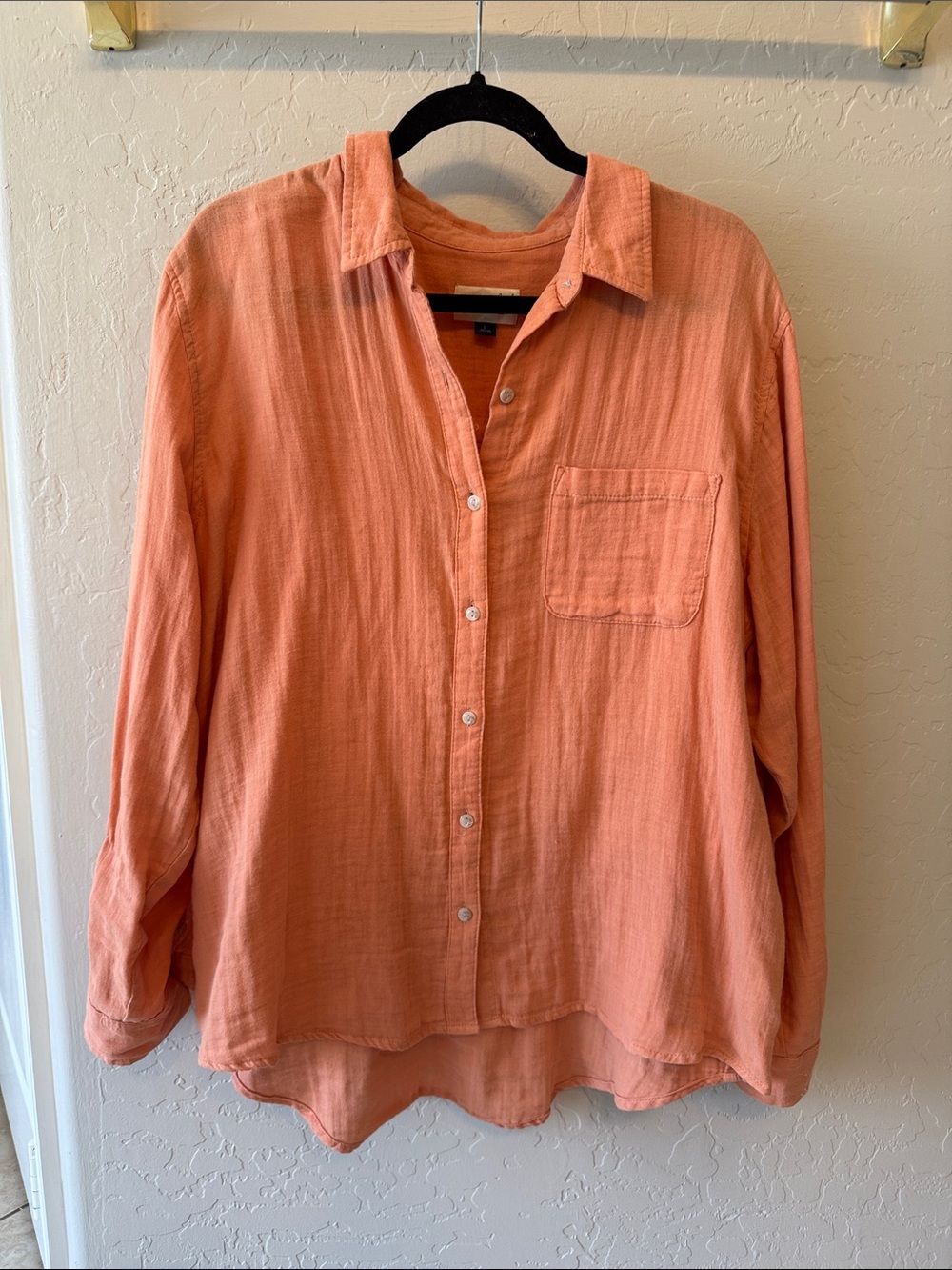 Universal Thread Peachy-Coral Button-Up Shirt